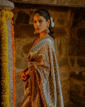 Load image into Gallery viewer, Green Meenakari Banarasi Bridal Saree |ZARDOSI BANARASI