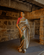 Load image into Gallery viewer, Green Meenakari Banarasi Bridal Saree |ZARDOSI BANARASI