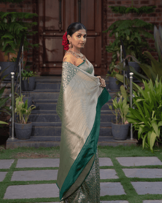 Shikargah weave on a pure silk base in classic bottle green tone - KALUVA