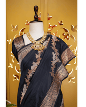 Load image into Gallery viewer, Masterpiece Sher Weave Kadwa Silk Saree – Handwoven Luxury