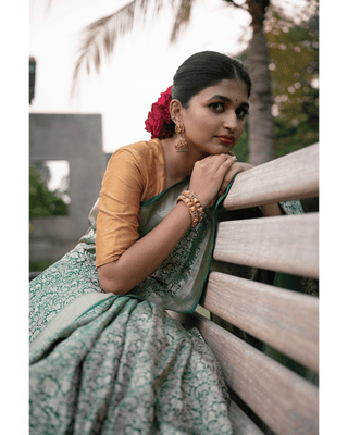 Shikargah weave on a pure silk base in classic bottle green tone - KALUVA