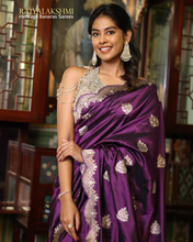 Load image into Gallery viewer, Divya Boppanna – Pure Banarasi Silk Saree with Scallop Detailing &amp; Meenakari