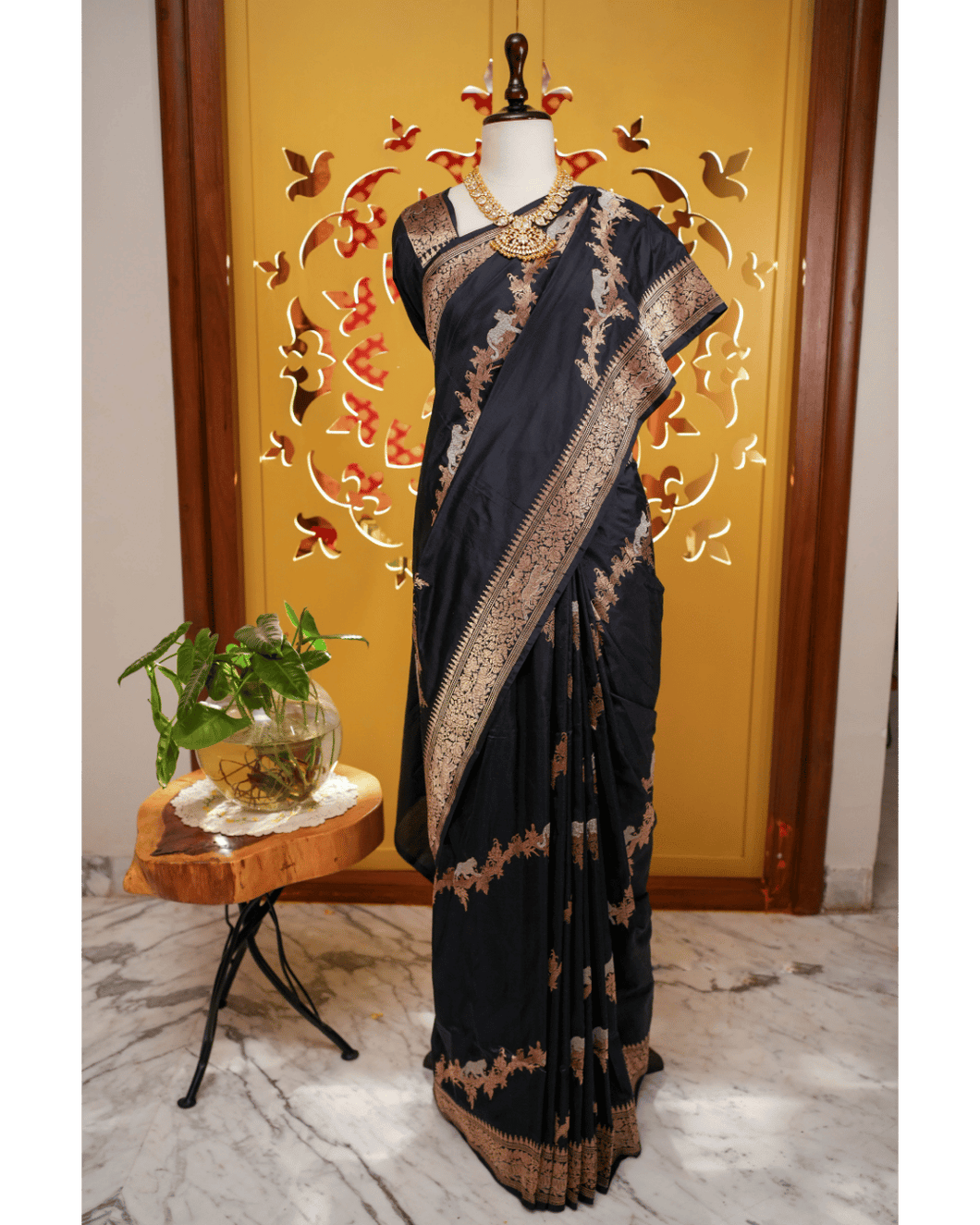 Masterpiece Sher Weave Kadwa Silk Saree – Handwoven Luxury