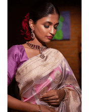 Load image into Gallery viewer, Classic Rankat in pastel tones - KALUVA
