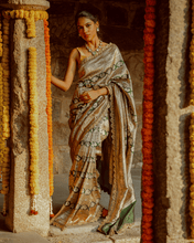 Load image into Gallery viewer, Green Shikargah Banarasi Bridal Saree | ZARDOSI BANARASI