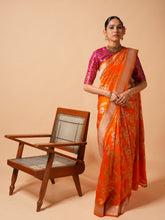 Load image into Gallery viewer, Banarasi Pure Silk Kadwa Meenakari Saree | Pasidi Collection
