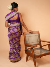 Load image into Gallery viewer, Banarasi Pure Silk Kadwa Meenakari Saree | Pasidi Collection