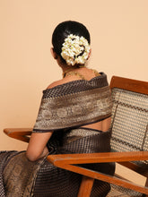 Load image into Gallery viewer, Banarasi Georgette Brocade Saree | Pasidi Collection