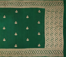 Load image into Gallery viewer, Green Mashru Silk With Meenakari Saree | Banarasi Collection