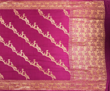 Load image into Gallery viewer, Purple Mashru Silks With Kadwa Saree | Banarasi Collection