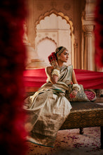 Load image into Gallery viewer, Banarasi Pure silk RB 1001