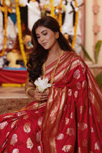 Load image into Gallery viewer, Meenakari Butta Banarasi Saree | Sindhoor Khela Edit