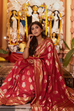 Load image into Gallery viewer, Meenakari Butta Banarasi Saree | Sindhoor Khela Edit