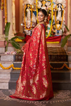 Load image into Gallery viewer, Kadwa Meenakari Banarasi Saree | Sindhoor Khela Edit