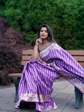 Load image into Gallery viewer, Aishwarya Rajesh - Katan Silk Saree with Kadwa Border | Sona Zari Weave