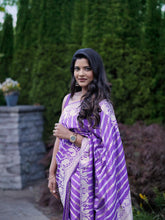 Load image into Gallery viewer, Aishwarya Rajesh - Katan Silk Saree with Kadwa Border | Sona Zari Weave
